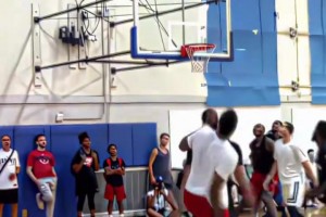 登哥后撤步也是独领风骚啊，这么丝滑谁看不迷糊～